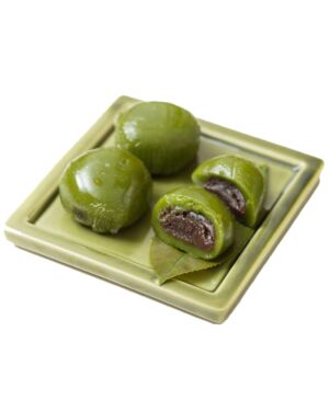 Green Balls with Red Bean Paste
